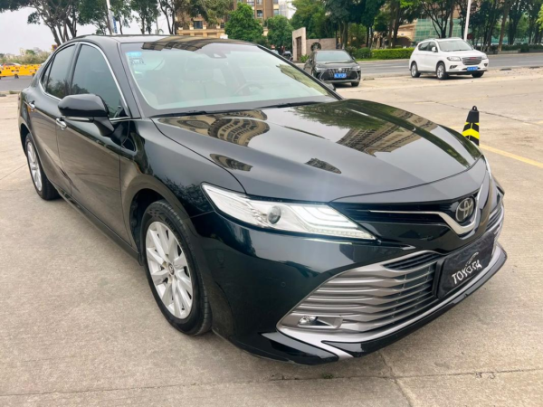 Toyota Camry 2019 Model 2.0G Luxury