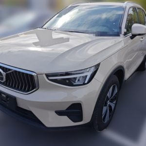 Volvo XC40 2025 Model B3 Intelligent Far Luxury Edition